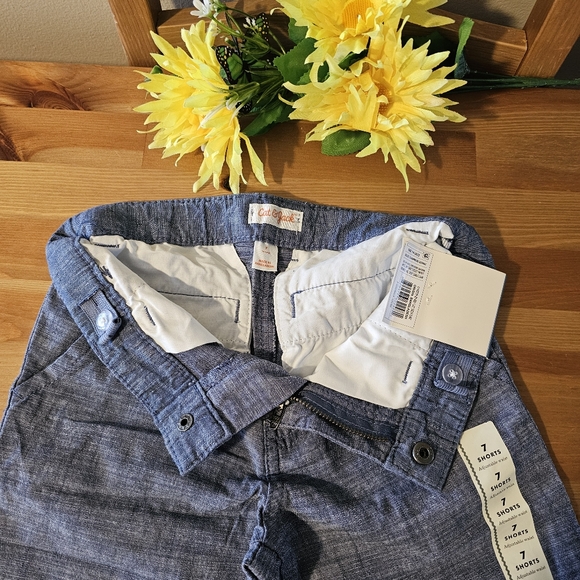 Cat & Jack - Boys' Flat Front 'Above The Knee' Chambray Shorts Size 7 - Picture 10 of 14